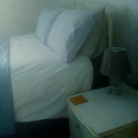 Welsh Homestay Cardiff Esterno foto